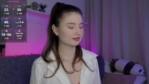 Lua online show from March 2026 10:03:01 PM