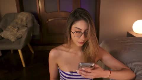  ---Goys incredible photographs online show from November 2025 01:11:01 PM