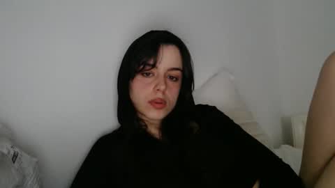 luana online show from November 2025 10:44:02 PM