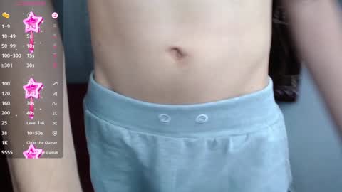 lUAN online show from January 2025 11:33:01 AM