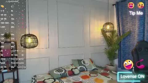 lUAN online show from April 2026 11:08:01 AM