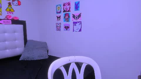 Snapshot of luanrush_ chatting on May 2026 09:01:02 PM LuanRush online show from May 2026 09:01:02 PM