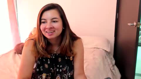 luara__01__lecat_1 online show from March 2026 07:20:02 PM