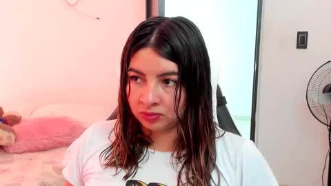 luara__01__lecat_1 online show from April 2026 07:11:02 PM