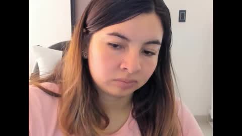 luara__01__lecat_1 online show from April 2026 09:12:02 PM