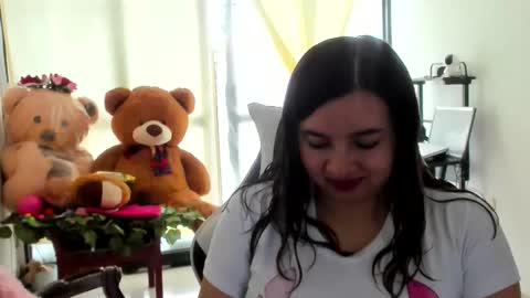 luara__01__lecat_1 online show from April 2026 03:17:01 PM