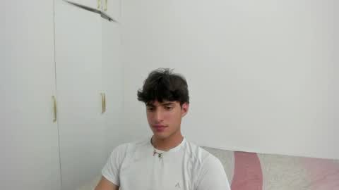 lucacosta19 online show from May 2026 01:57:16 AM