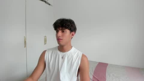 lucacosta19 online show from May 2026 05:54:01 PM