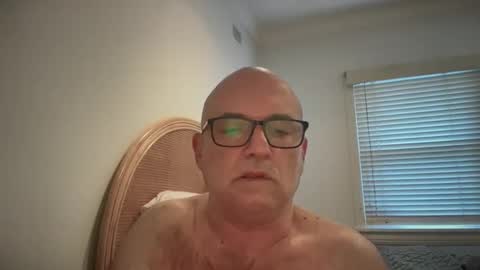 Snapshot of lucas10004 chatting on December 2024 09:38:01 PM lucas10004 online show from December 2024 09:38:01 PM