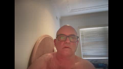 Snapshot of lucas10004 chatting on December 2024 01:32:02 AM lucas10004 online show from December 2024 01:32:02 AM