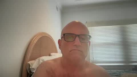 Snapshot of lucas10004 chatting on January 2025 04:08:01 AM lucas10004 online show from January 2025 04:08:01 AM