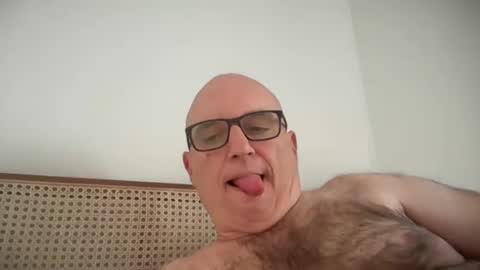 Snapshot of lucas10004 chatting on October 2025 02:59:02 AM lucas10004 online show from October 2025 02:59:02 AM