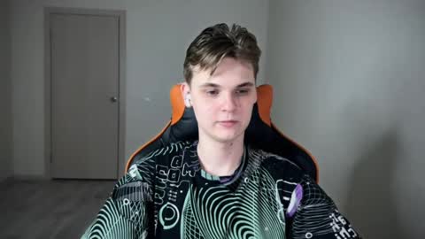 Lucas Gill online show from December 2024 11:17:01 PM