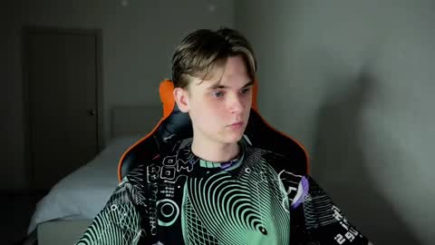 Lucas Gill online show from March 2025 08:12:01 PM