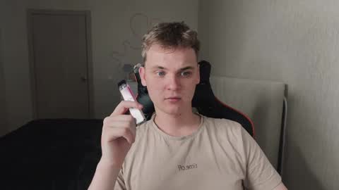 Lucas Gill online show from September 2025 02:57:01 AM