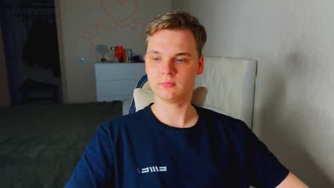 Lucas Gill online show from January 2026 01:20:01 AM