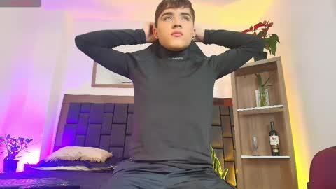 Lucas lovee online show from February 2026 01:40:01 PM