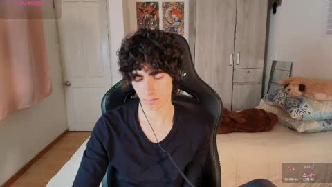 lucas_xo online show from April 2026 11:39:02 PM