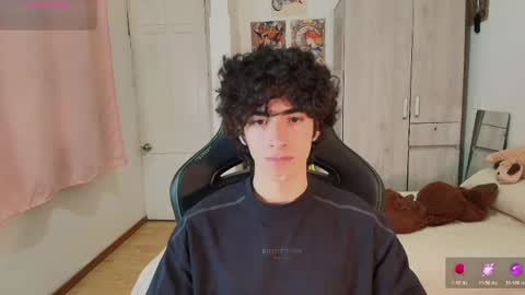lucas_xo online show from April 2026 11:36:02 PM