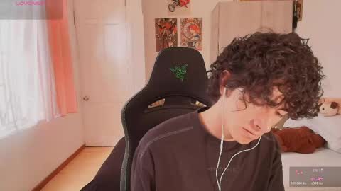 lucas_xo online show from May 2026 08:15:01 PM