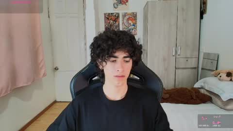 lucas_xo online show from May 2026 12:37:01 AM