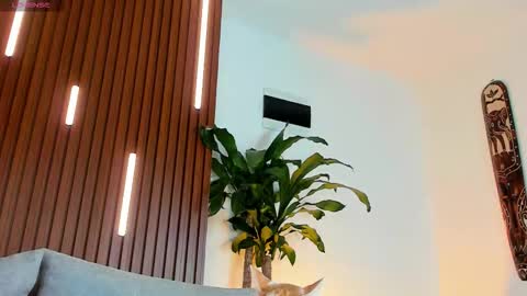 LUCA SANTOS online show from October 2025 01:05:02 AM