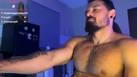 lucasfit24 online show from December 2025 02:29:01 AM