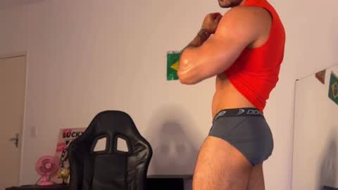 lucasfit24 online show from July 2026 02:16:01 AM