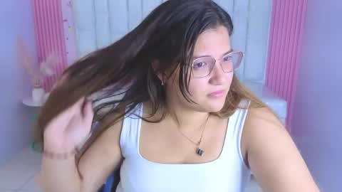 Lucero  online show from June 2026 03:01:01 AM