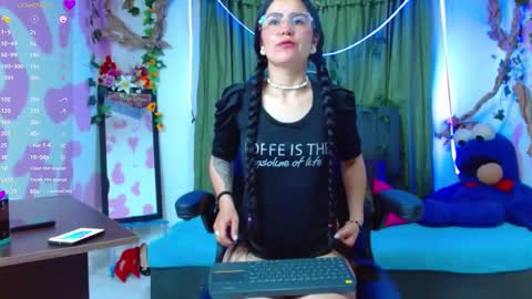 lucessita online show from October 2025 02:10:01 AM