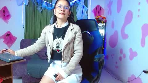 lucessita online show from October 2025 02:12:02 AM