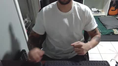 Snapshot of luchilove69 chatting on November 2025 03:09:02 AM Luchi Luchano online show from November 2025 03:09:02 AM