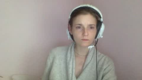 Snapshot of luci_layne chatting on July 2026 04:39:33 PM Luci Layne online show from July 2026 04:39:33 PM