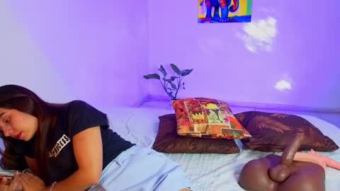 Snapshot of luci_ramirez chatting on April 2026 11:57:02 PM Luciana Ramirez Sofia Collins online show from April 2026 11:57:02 PM