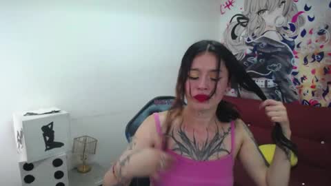 lucia_evans21 online show from May 2026 08:05:01 PM
