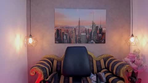 Snapshot of lucia_janne chatting on October 2025 08:49:02 PM Lucla online show from October 2025 08:49:02 PM