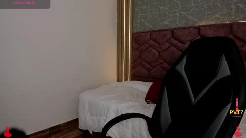 lucia star  online show from December 2024 12:44:01 AM