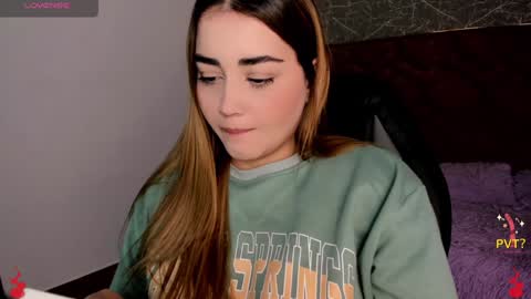 lucia star  online show from January 2025 07:23:01 PM