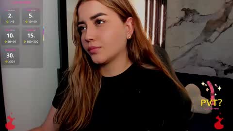 lucia star  online show from September 2025 07:16:01 PM