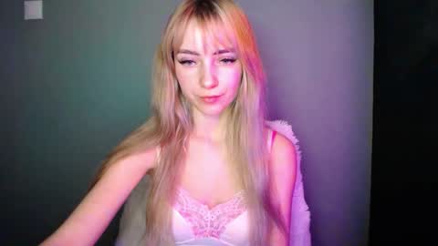 Lucy online show from December 2025 07:49:02 AM