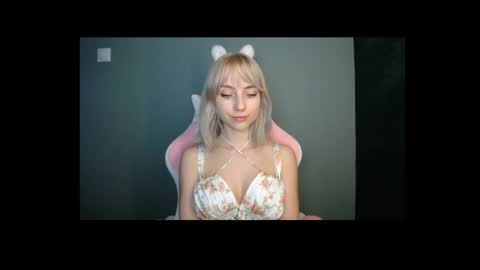 Lucy online show from March 2026 03:06:01 PM