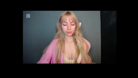 Lucy online show from April 2026 12:18:02 PM