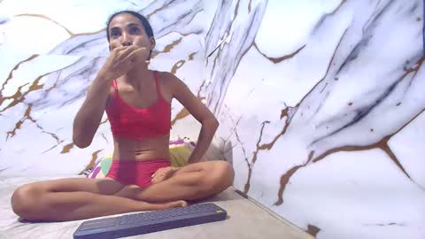 Luciana online show from May 2026 02:07:01 AM