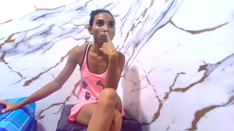 Luciana online show from June 2026 09:35:02 PM