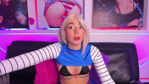 Snapshot of lucianacarter chatting on September 2025 04:56:02 AM online show from September 2025 04:56:02 AM