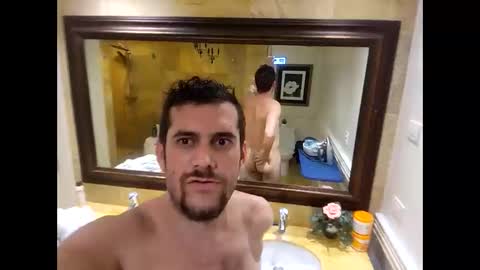 lucianopc online show from October 2025 10:32:02 PM