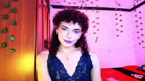 Snapshot of lucianromeo17 chatting on November 2025 06:06:02 AM Lucy or Lucian 3 Come to my social Links3 online show from November 2025 06:06:02 AM