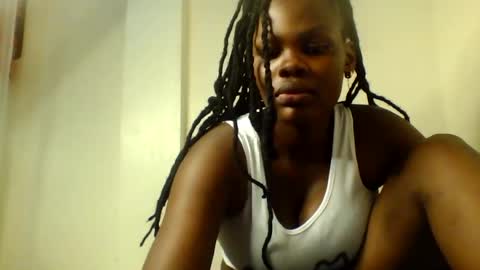 luciaresa online show from July 2026 01:58:33 AM