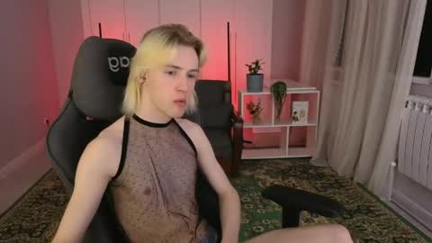 Angelok online show from May 2026 01:19:01 PM