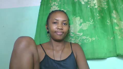 Snapshot of lucie196645 chatting on April 2026 04:48:01 PM lucie196645 online show from April 2026 04:48:01 PM